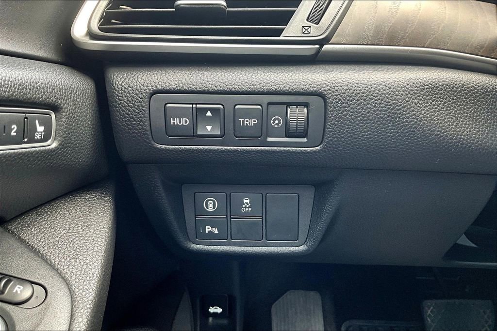 Used 2018 Honda Accord Touring image 37