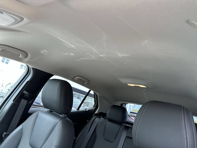 Certified 2023 Buick Encore GX Select w/ Sport Touring Package AWD/4WD image 18