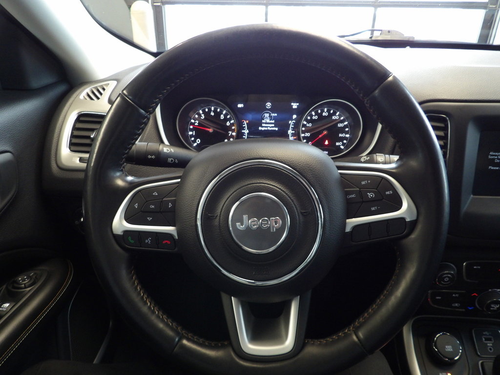 Used 2021 Jeep Compass Latitude w/ Convenience Group image 27