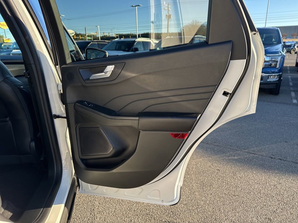 New 2025 Ford Escape SE w/ PHEV Premium Package image 20