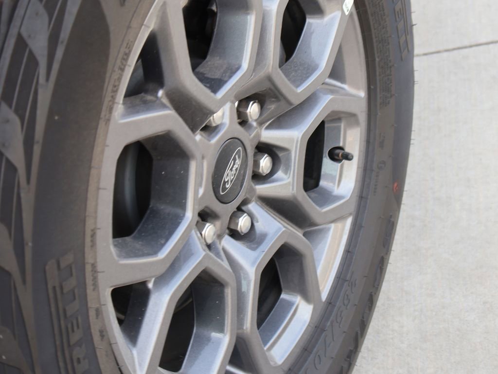 Certified 2025 Ford Expedition Active image 41