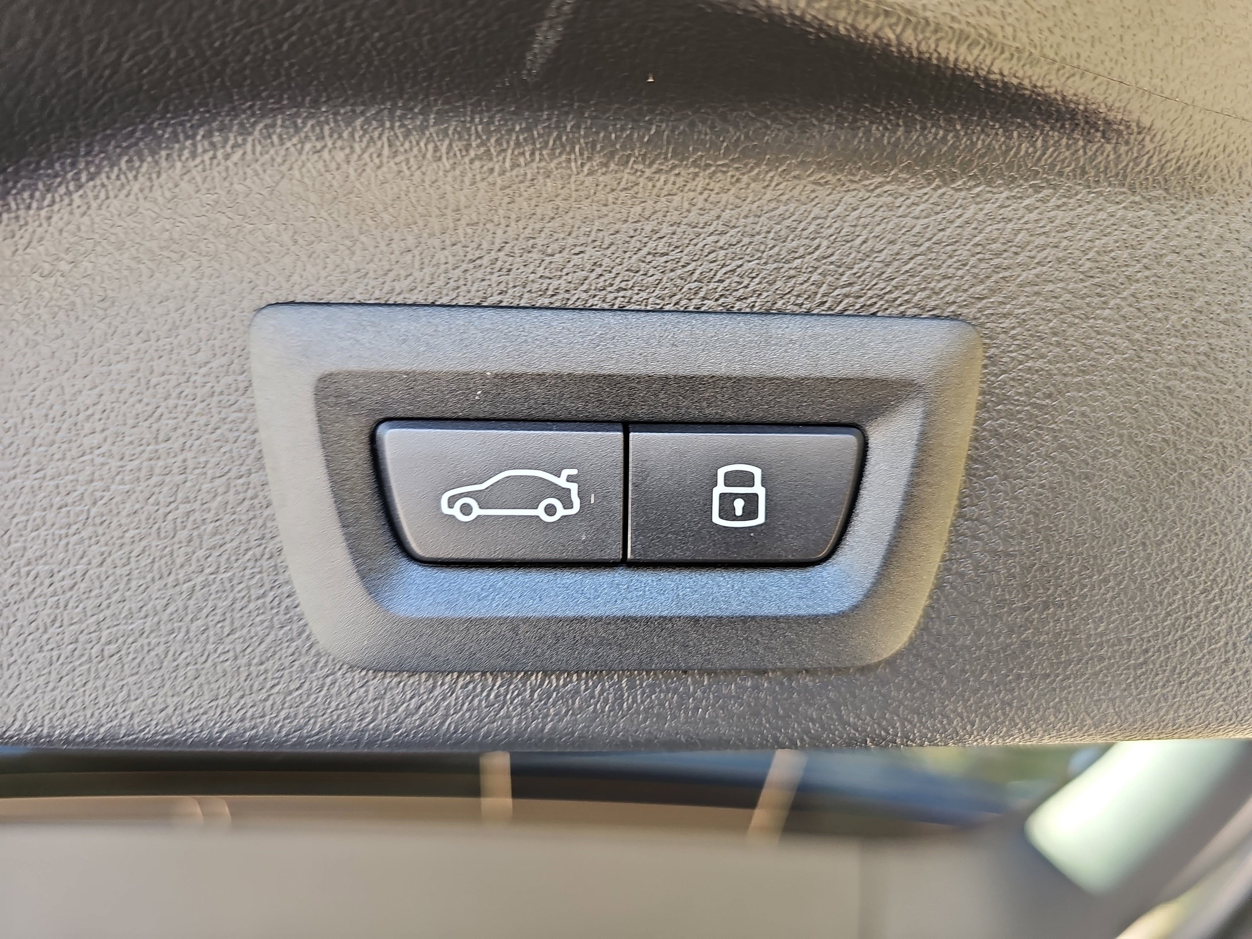 New 2026 BMW X5 xDrive50e w/ Climate Comfort Package image 13