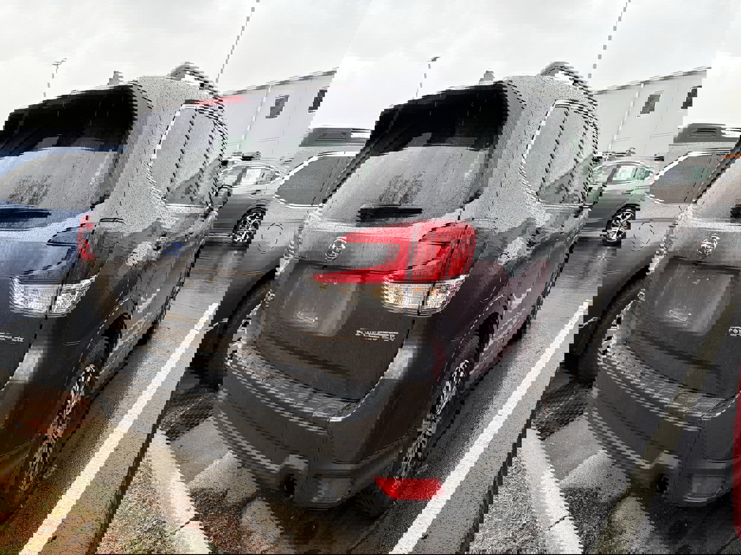 Used 2021 Subaru Forester Limited w/ Popular Package #3 image 6