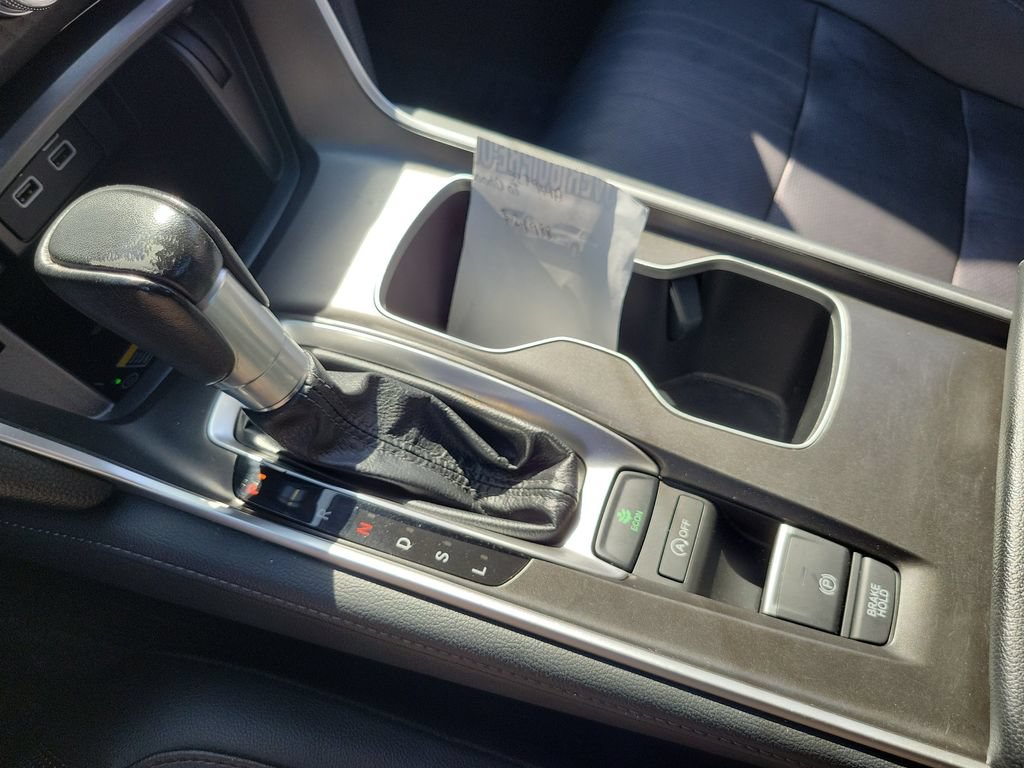 Used 2022 Honda Accord EX-L image 31