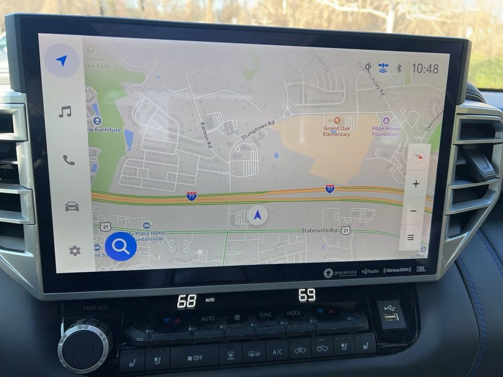 Used 2022 Toyota Tundra Platinum w/ Advanced Package image 33