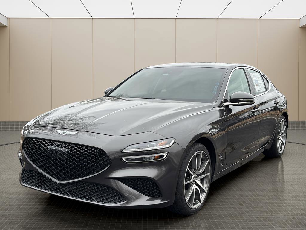 Used 2022 Genesis G70 3.3T image 1