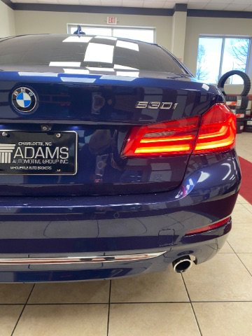 Used 2018 BMW 530i w/ Premium Package image 12