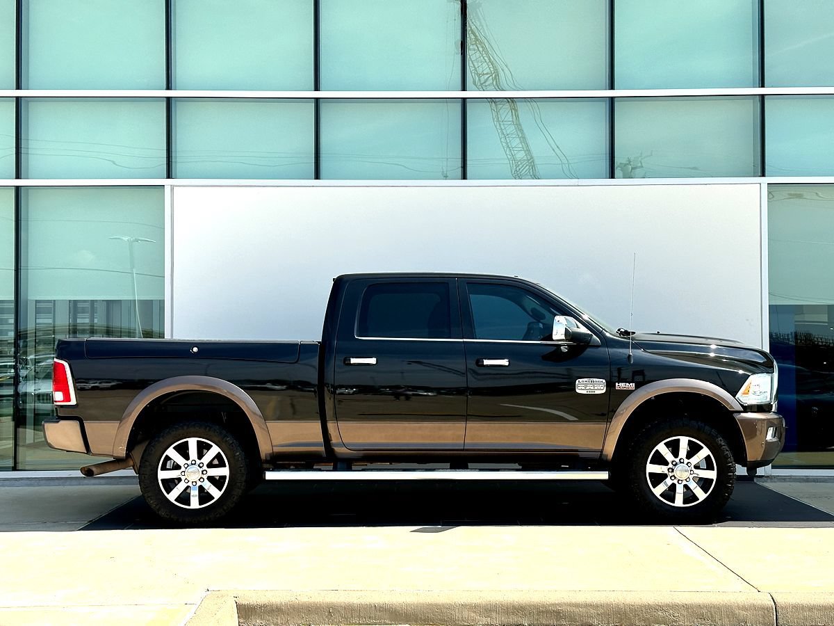 Used 2018 RAM 2500 Longhorn w/ Longhorn Southfork Package AWD/4WD image 3