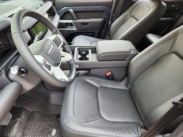 Used 2024 Land Rover Defender 110 S image 13