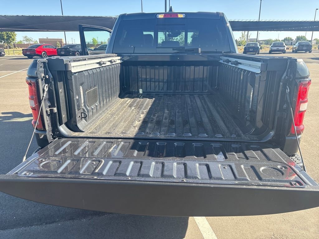 New 2026 RAM 1500 Laramie AWD/4WD image 25