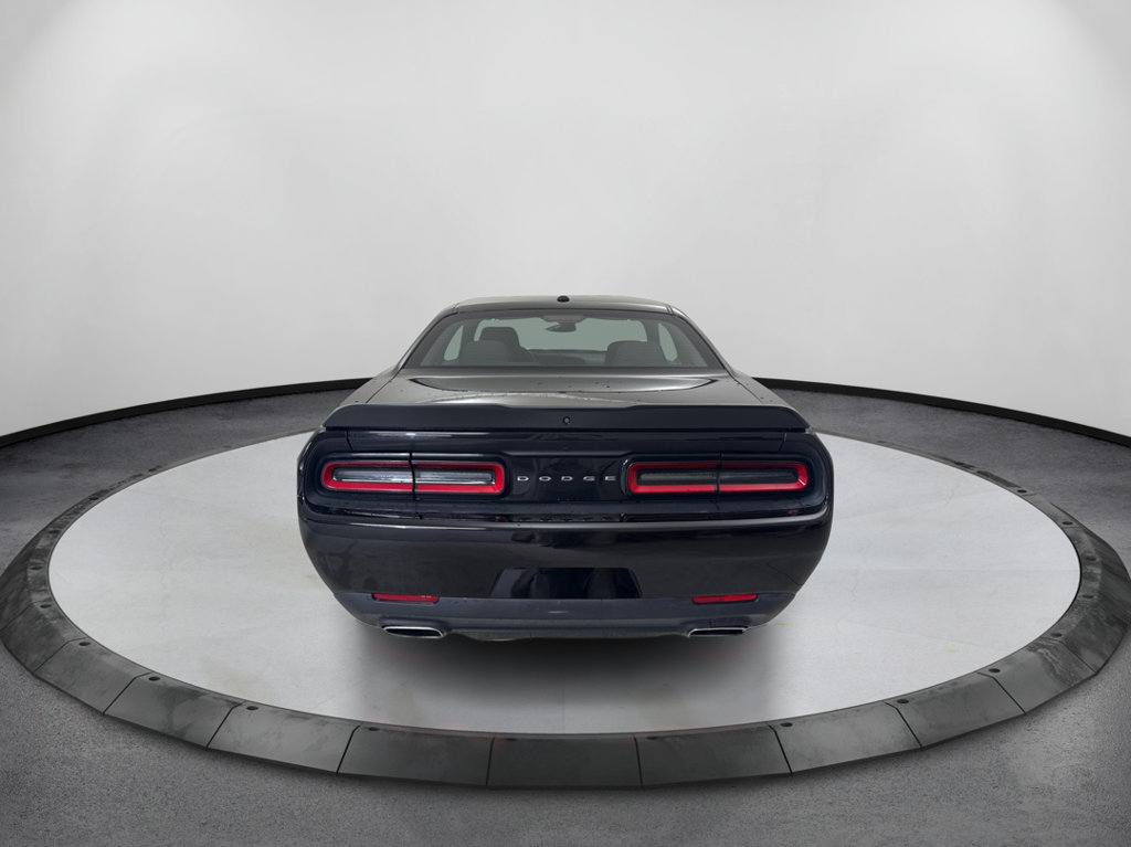 Used 2023 Dodge Challenger SXT RWD image 7