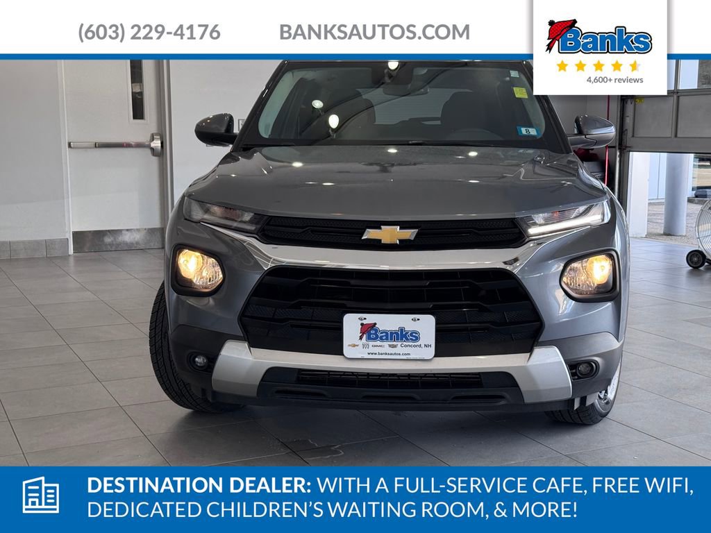 Certified 2022 Chevrolet TrailBlazer LT w/ Convenience Package AWD/4WD image 3