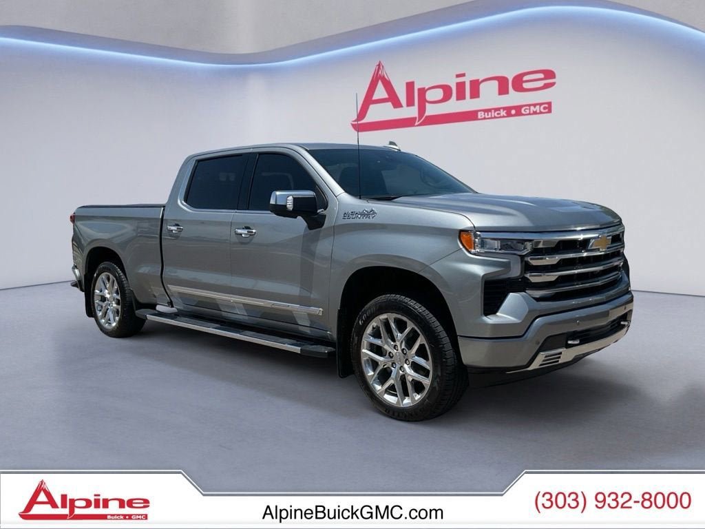 Used 2023 Chevrolet Silverado 1500 High Country w/ High Country Premium Package AWD/4WD image 7