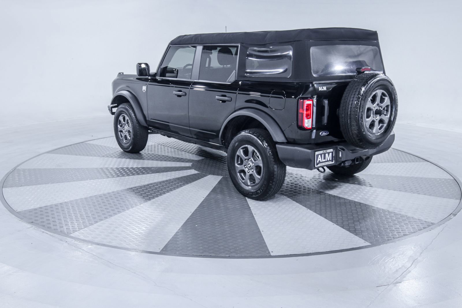 Used 2023 Ford Bronco Big Bend image 6