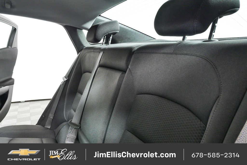 Used 2025 Chevrolet Malibu LT FWD image 19