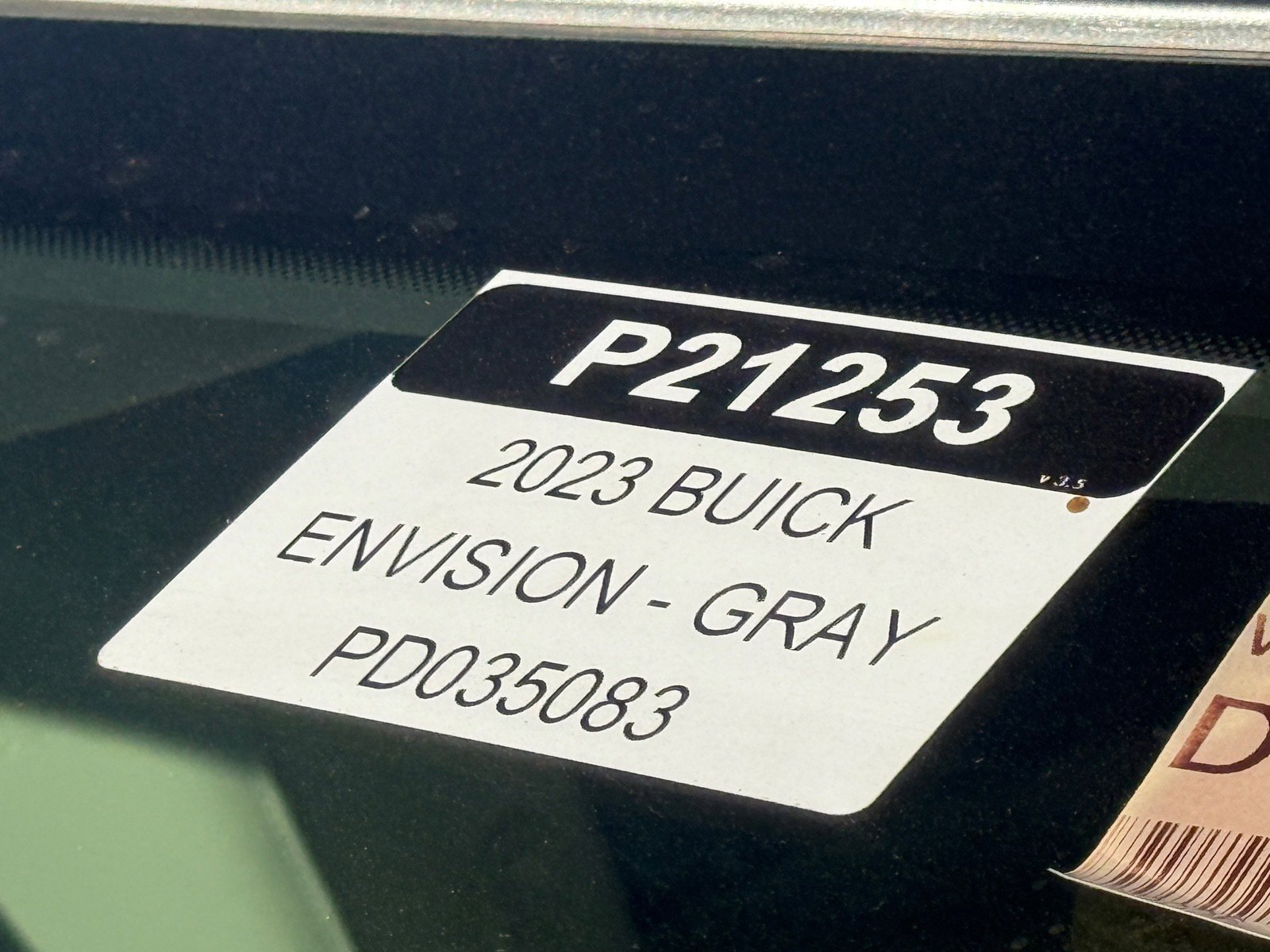 Used 2023 Buick Envision Avenir image 6