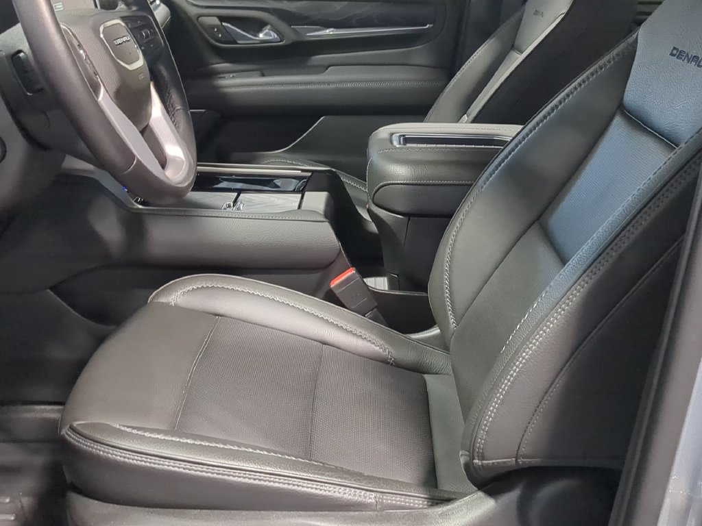 Used 2023 GMC Yukon Denali AWD/4WD image 20