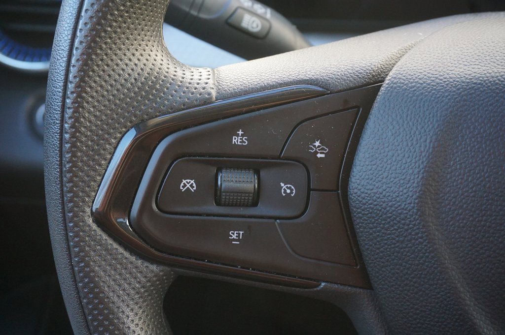 Certified 2024 Chevrolet Trax LT image 19