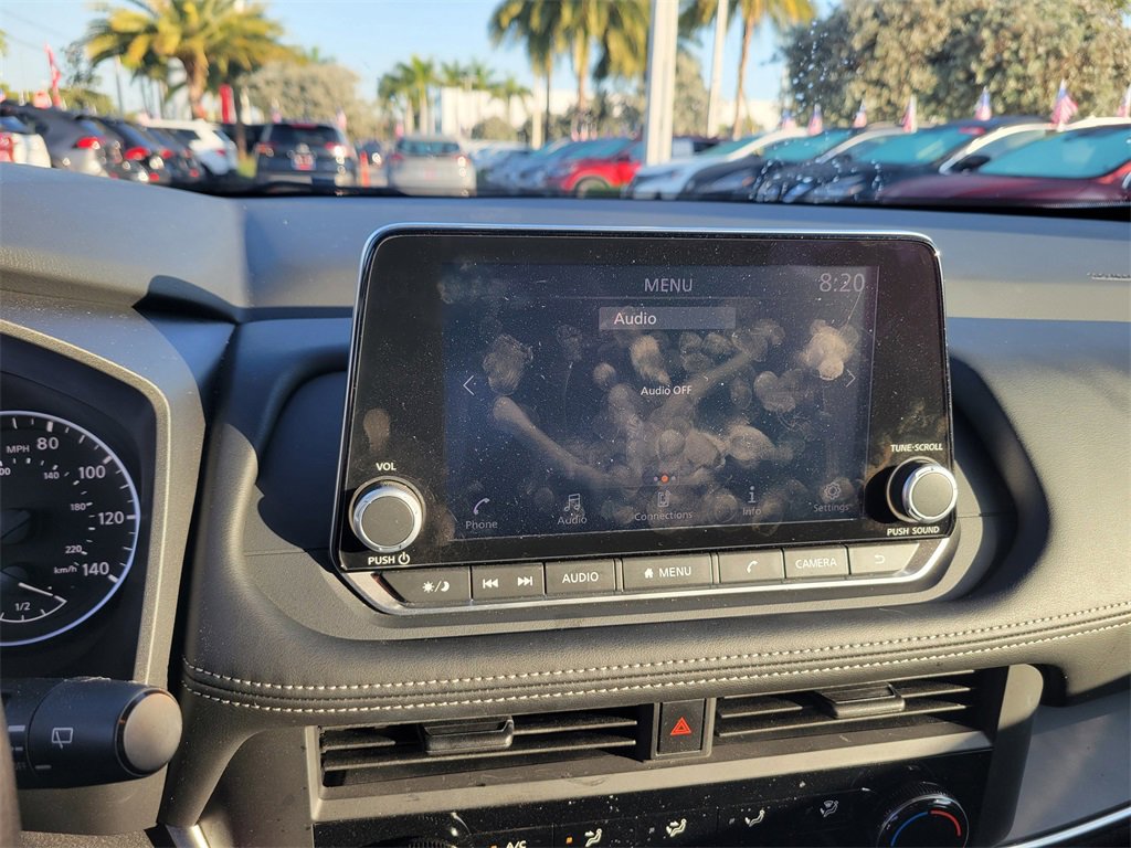 Certified 2025 Nissan Rogue S image 21