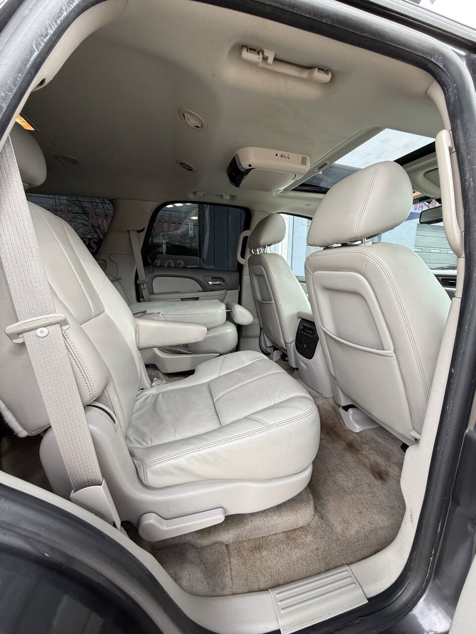 Used 2010 GMC Yukon SLT RWD image 10