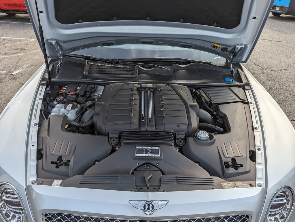 Used 2018 Bentley Bentayga AWD/4WD image 47