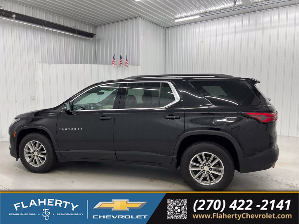 Used 2022 Chevrolet Traverse LT FWD image 5