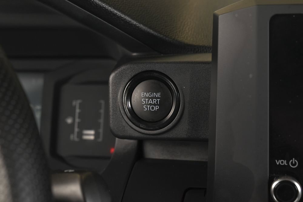 Used 2026 Toyota Tacoma SR RWD image 25