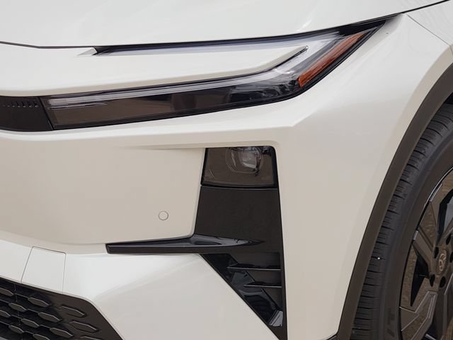 New 2026 Toyota C-HR AWD/4WD image 6