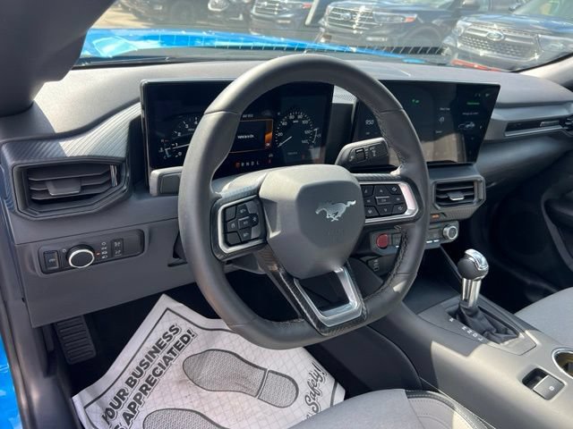 Certified 2024 Ford Mustang Coupe RWD image 7