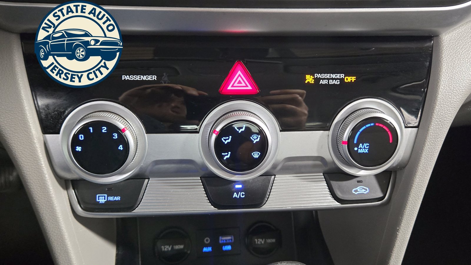 Used 2019 Hyundai Elantra SEL FWD image 16