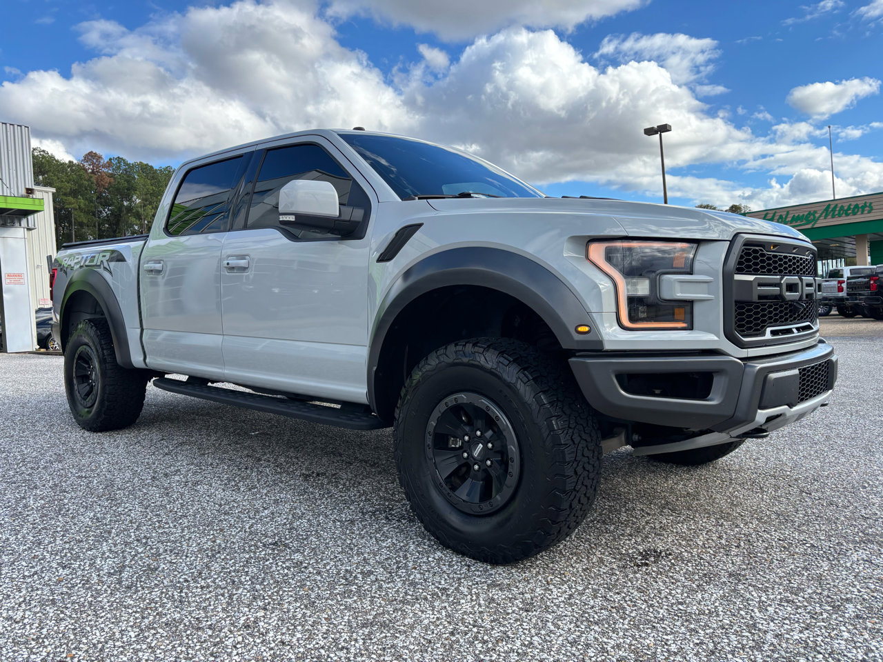 Used 2017 Ford F150 Raptor w/ Equipment Group 802A Luxury image 11