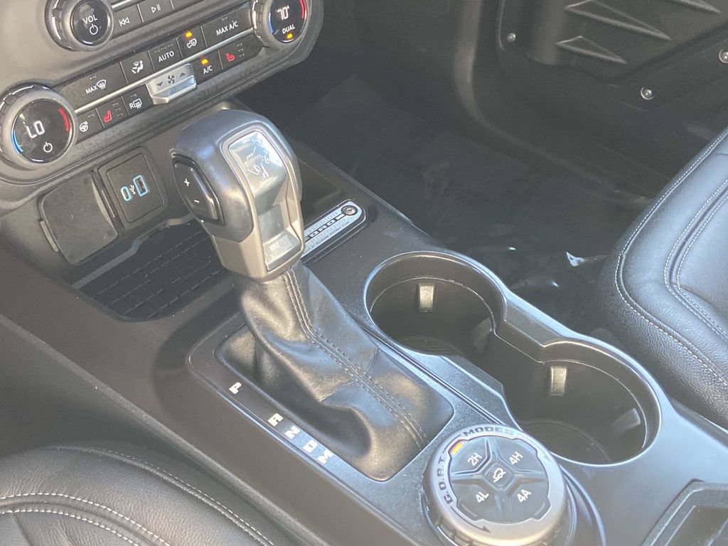 Used 2024 Ford Bronco Wildtrak AWD/4WD image 39