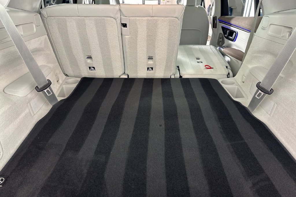 Certified 2023 Mercedes-Benz EQS 450+ 4MATIC SUV image 19