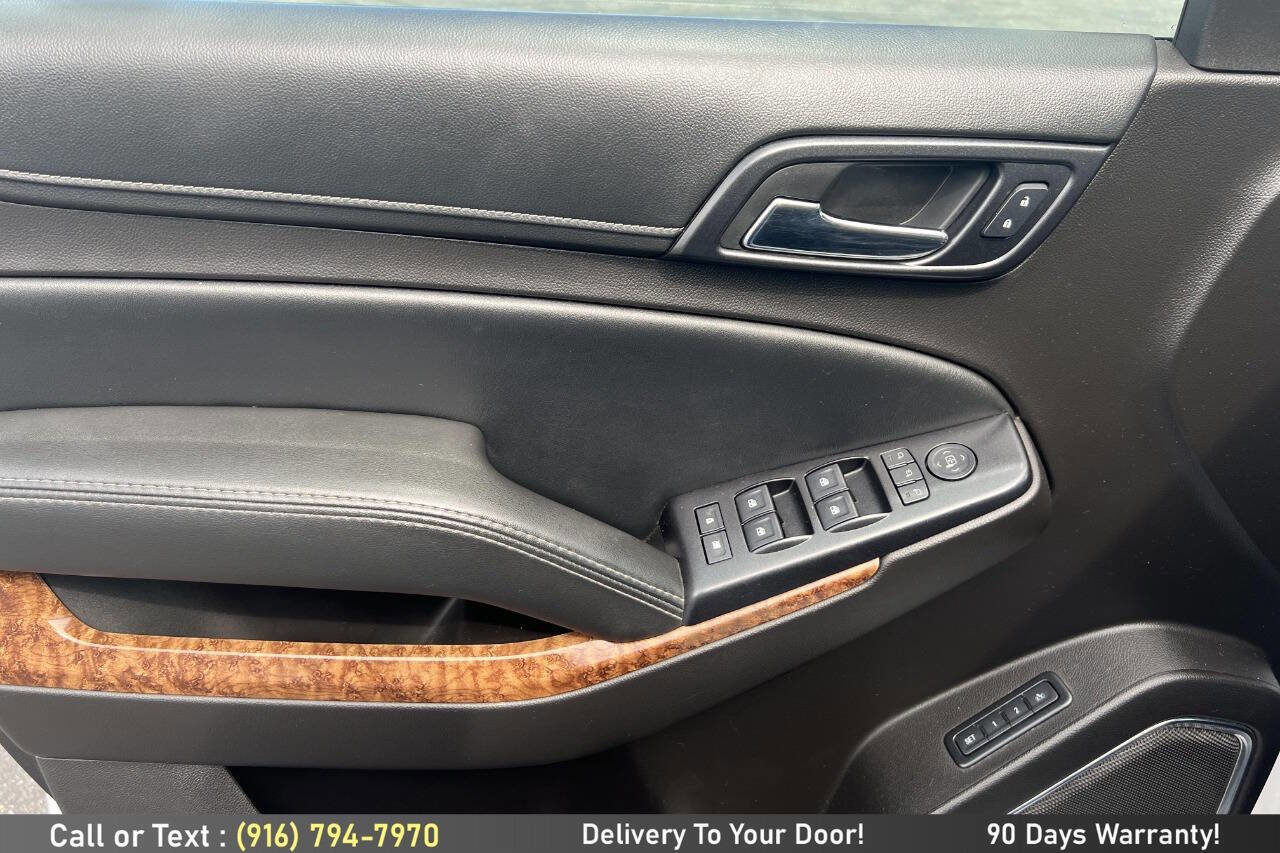 Used 2017 Chevrolet Suburban Premier RWD image 20