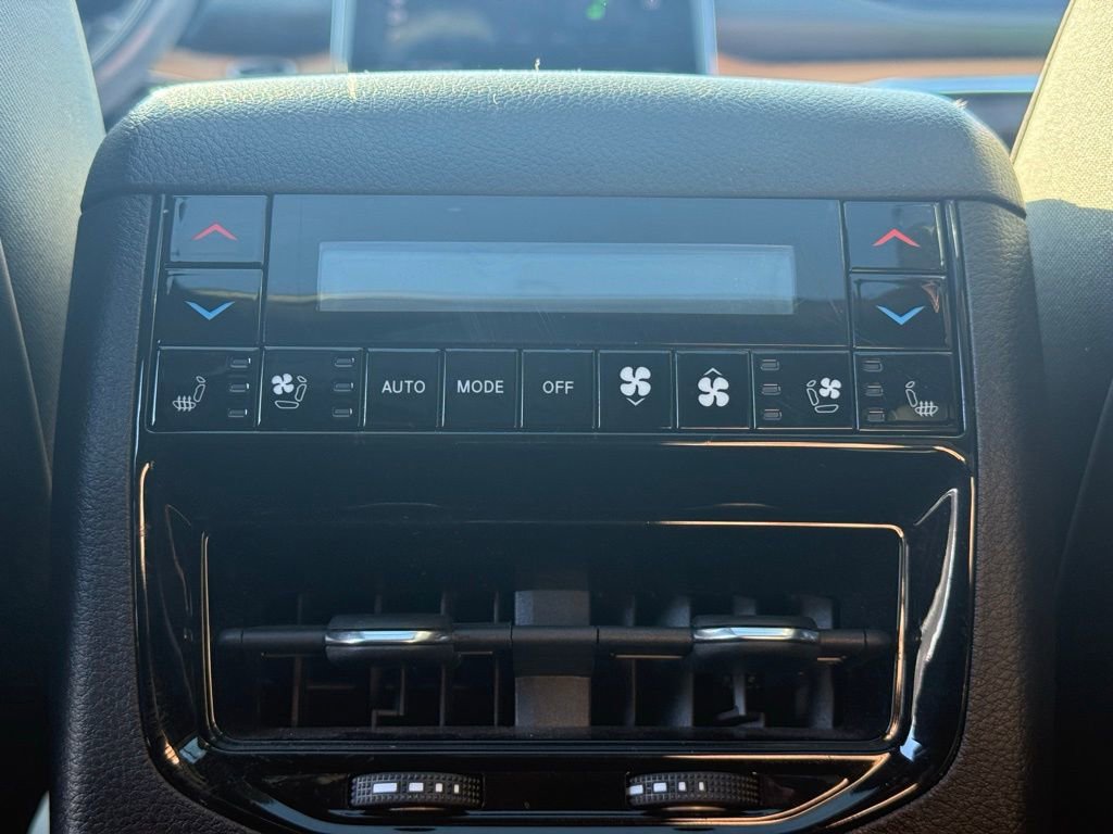 Certified 2023 Jeep Grand Cherokee L Summit image 40