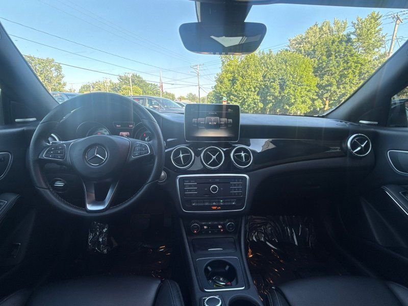 Used 2016 Mercedes-Benz CLA 250 4MATIC image 21