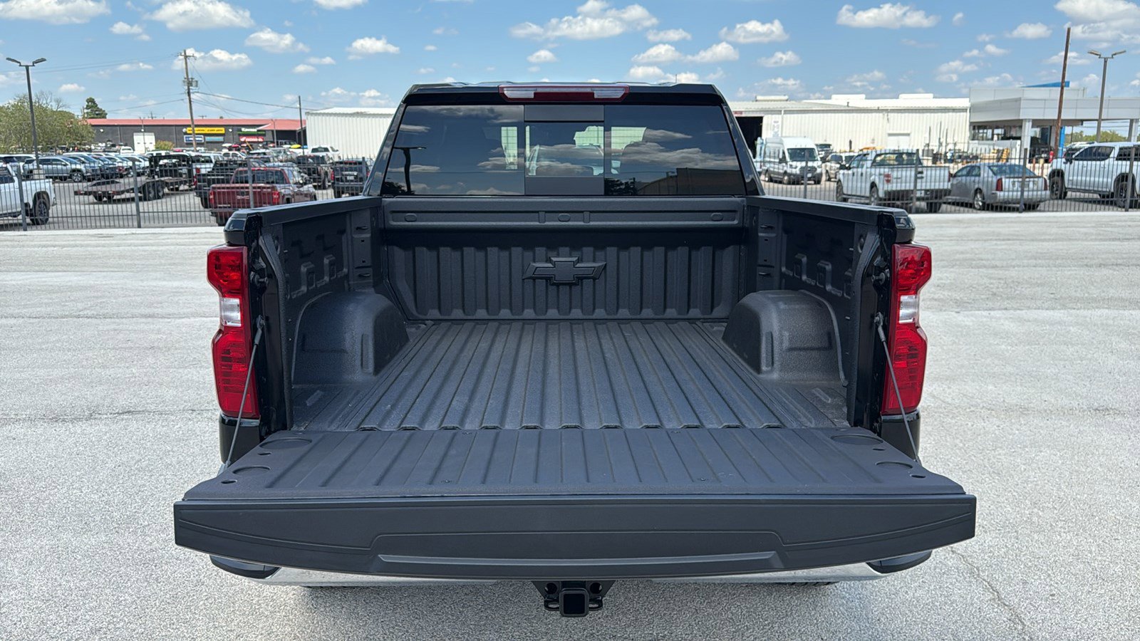 New 2026 Chevrolet Silverado 1500 LT w/ Texas Edition Plus AWD/4WD image 24