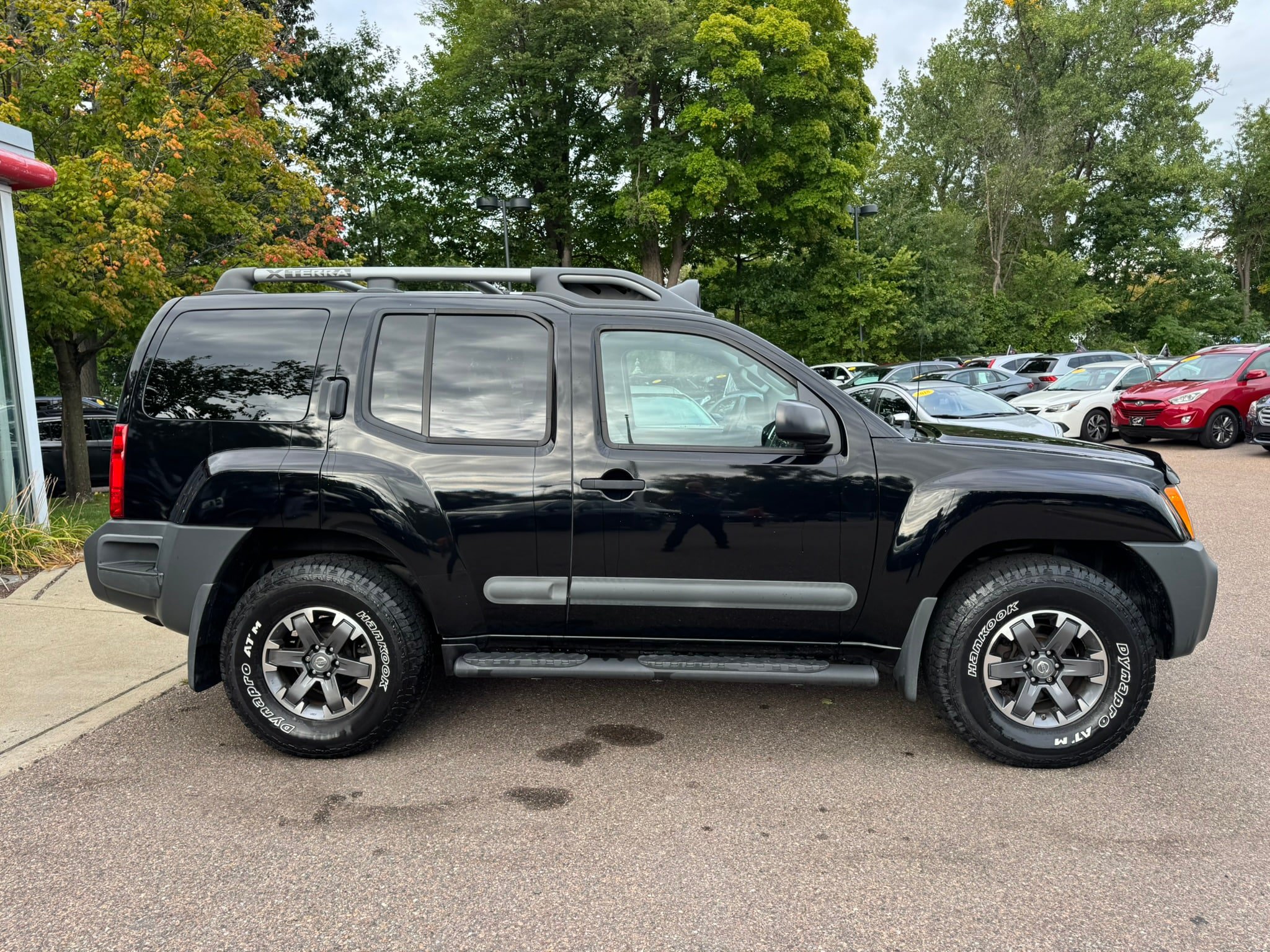 Used 2015 Nissan Xterra PRO-4X AWD/4WD image 8