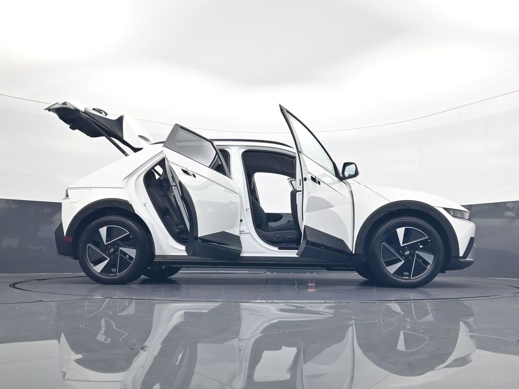 New 2025 Hyundai Ioniq 5 SEL image 33