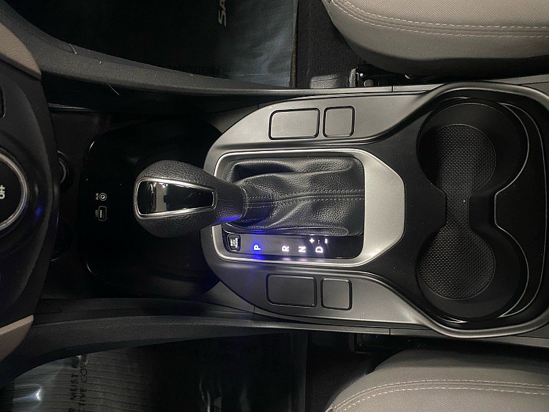 Used 2017 Hyundai Santa Fe SE image 20