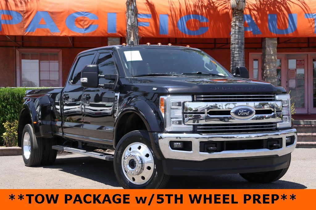 Used 2019 Ford F450 Lariat image 2