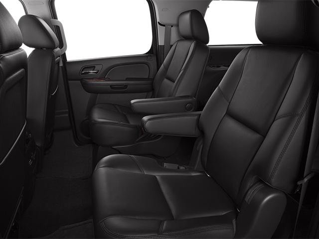 Used 2014 Chevrolet Suburban LT RWD image 24