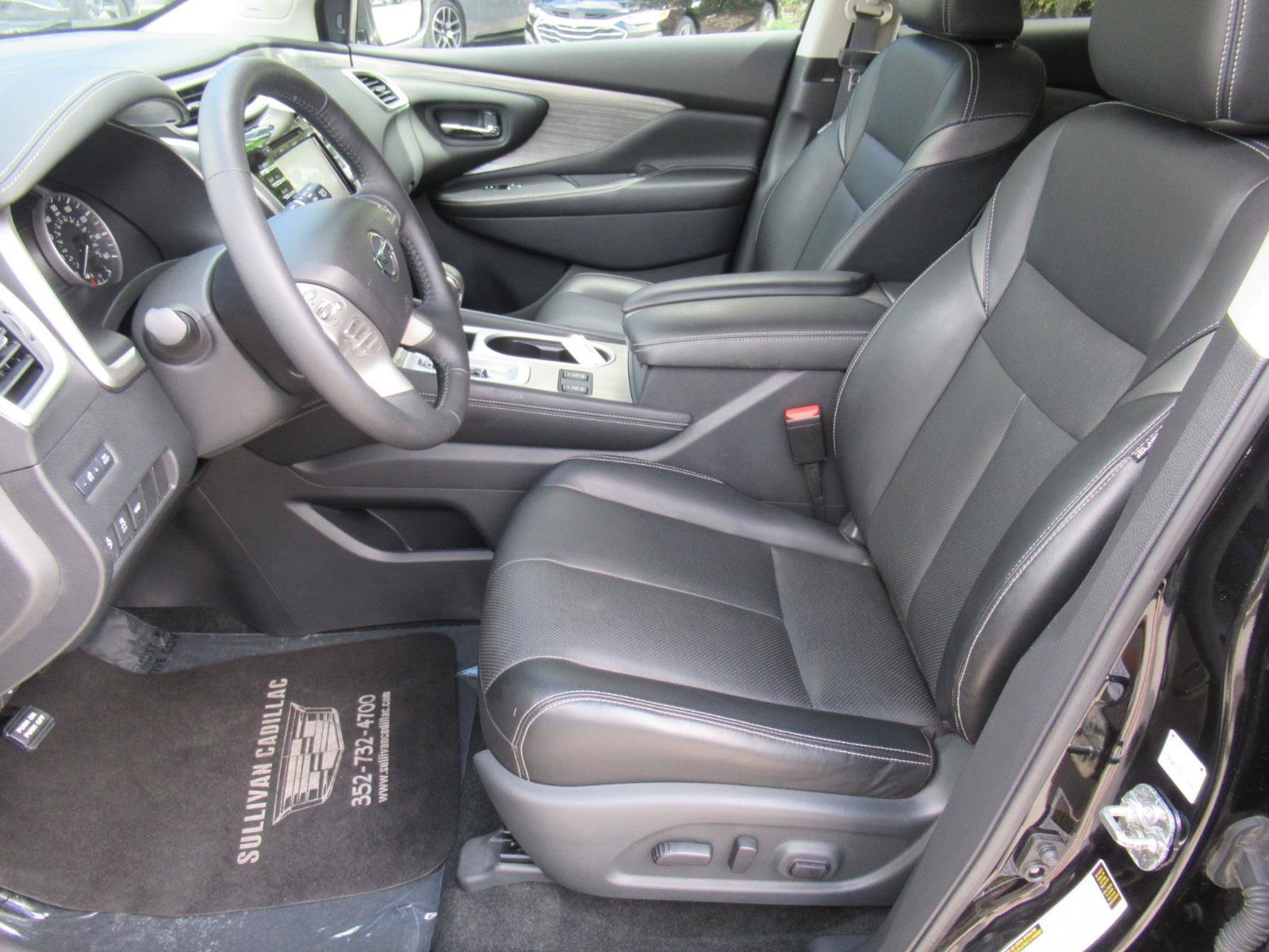 Used 2018 Nissan Murano SL w/ Midnight Edition Package FWD image 17