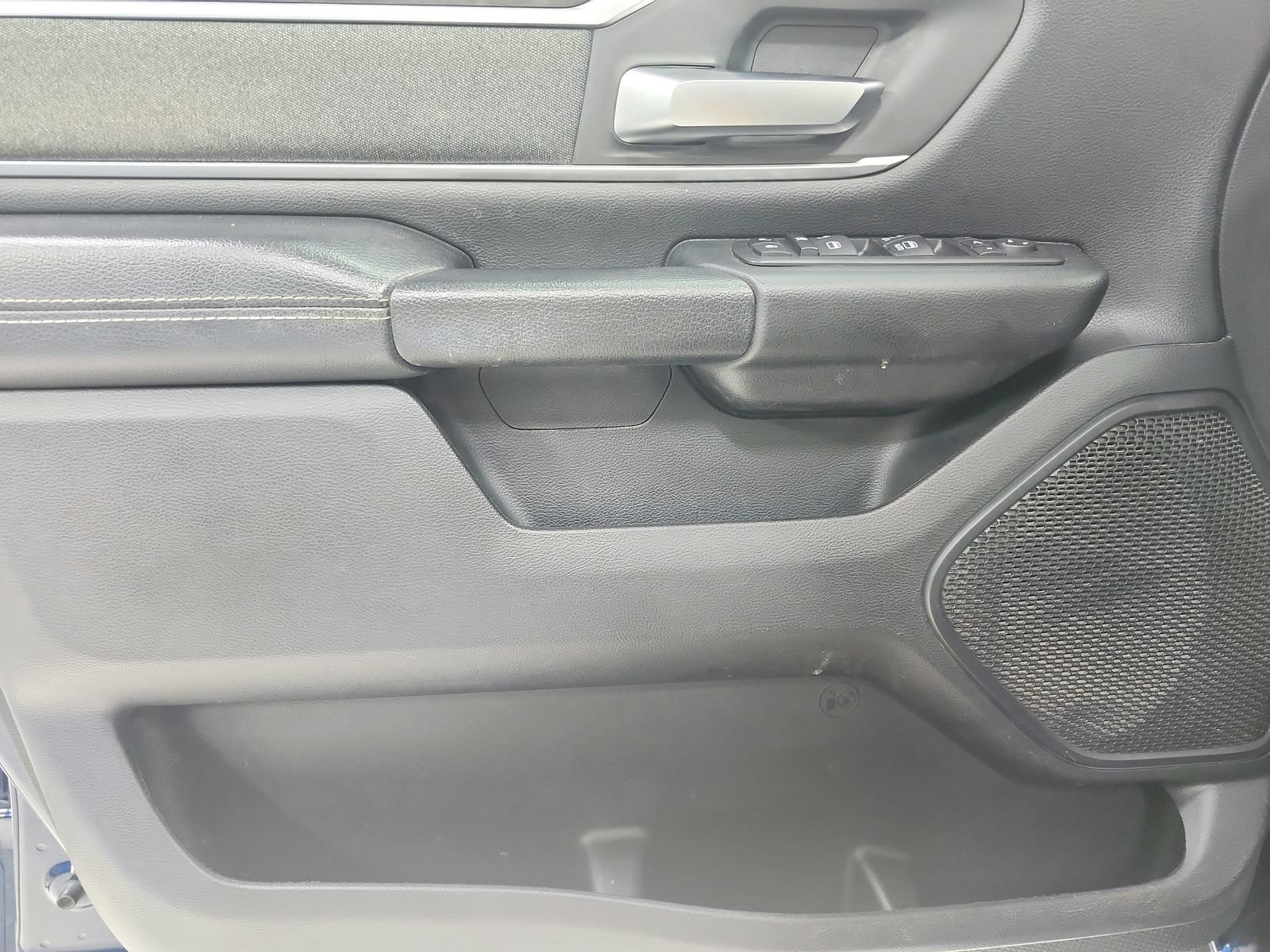 Used 2020 RAM 1500 Big Horn AWD/4WD image 36