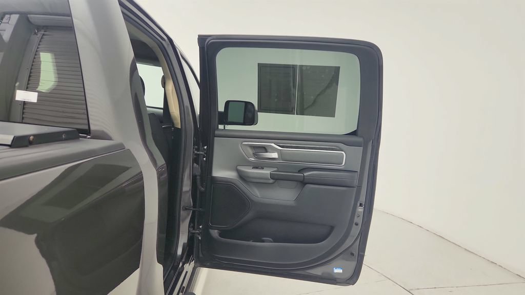 Used 2019 RAM 1500 Big Horn RWD image 26