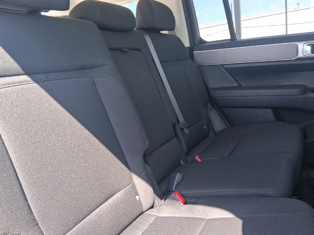 New 2026 Hyundai Santa Fe SE image 13