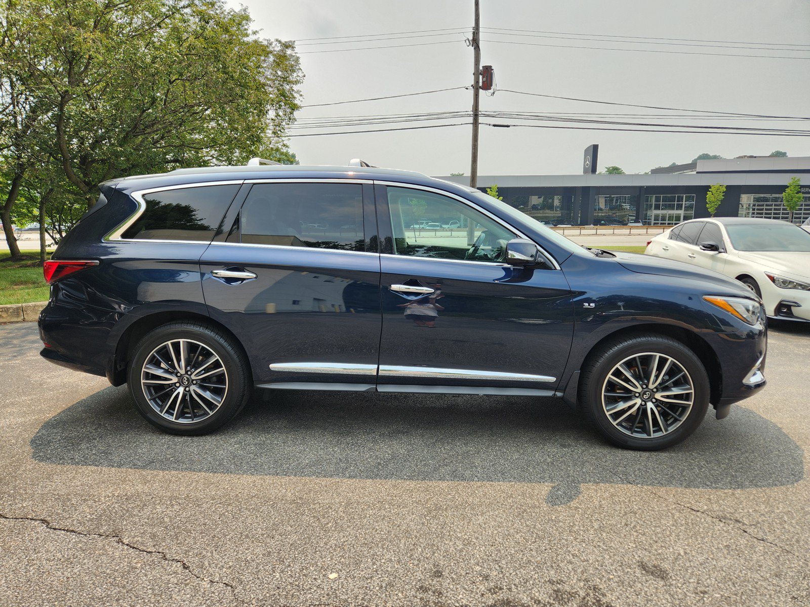 Certified 2020 INFINITI QX60 Signature Edition AWD/4WD image 6