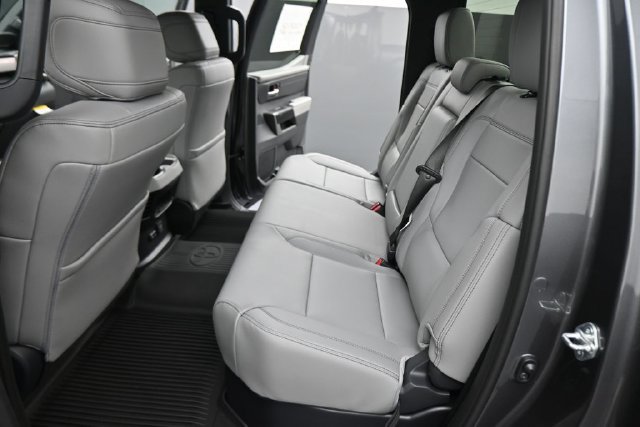 Used 2026 Toyota Tundra Limited AWD/4WD image 19