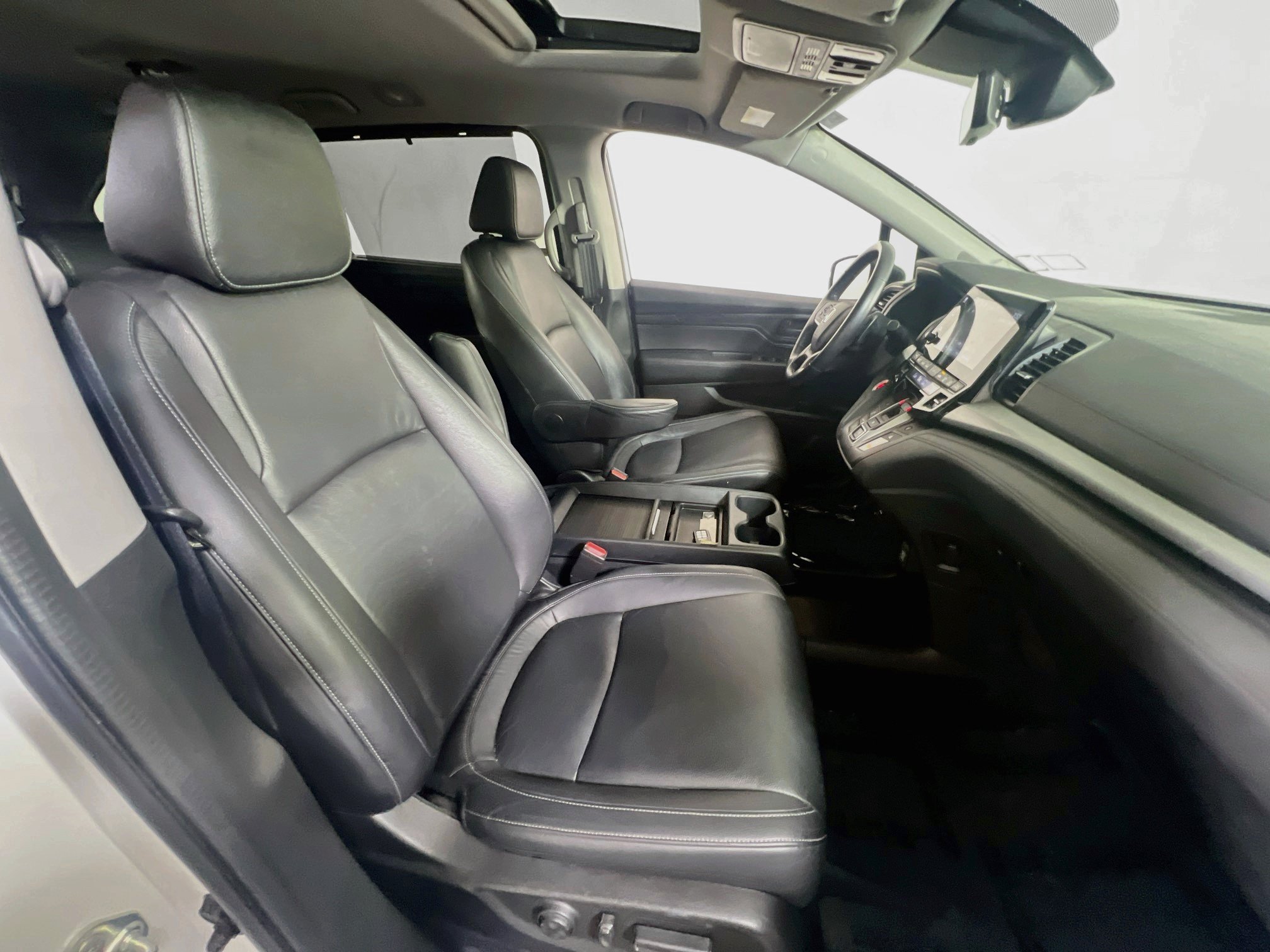 Used 2023 Honda Odyssey EX-L image 29