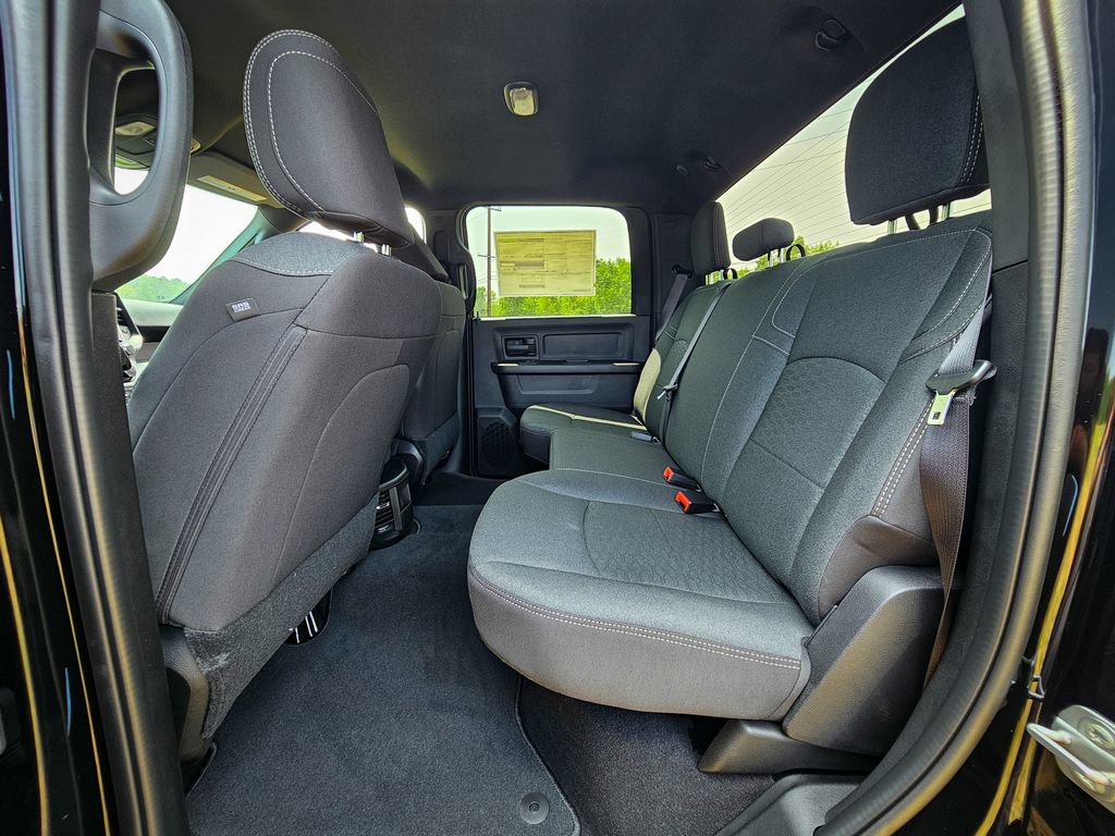 New 2026 RAM 2500 Tradesman AWD/4WD image 32